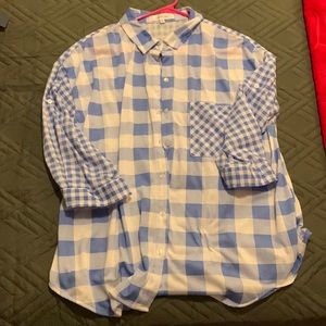 2X women’s blouse. Blue & white